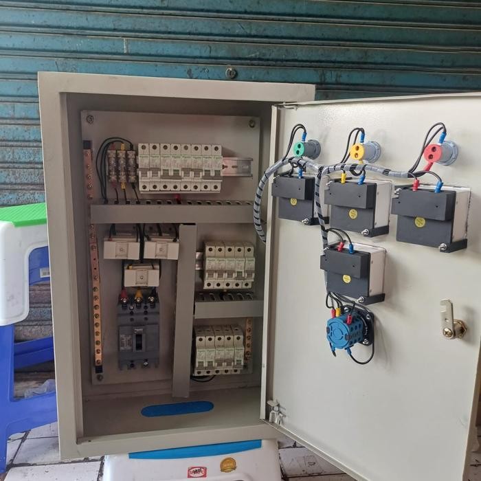 Panel Distribusi 3Phass 100A Panel Listrik Jadi