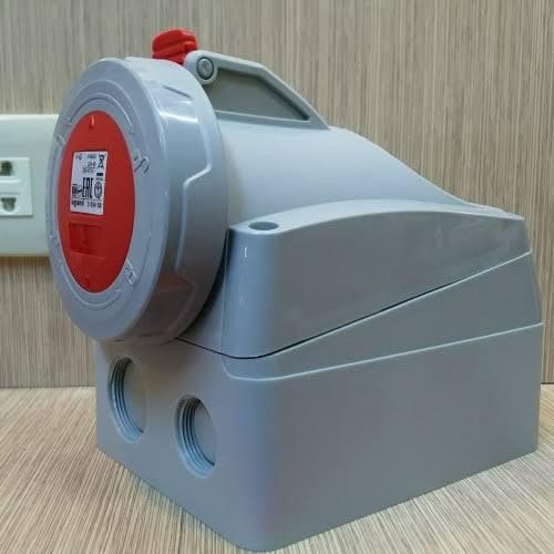 Legrand Surface Mounting 32A 4Pin Ip67 555458