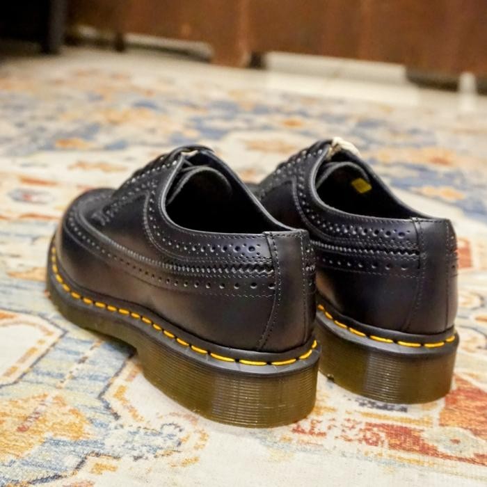 DR. MARTENS 3989 YS BLACK SMOOTH WINGTIP BROGUE ORIGINAL BNIB