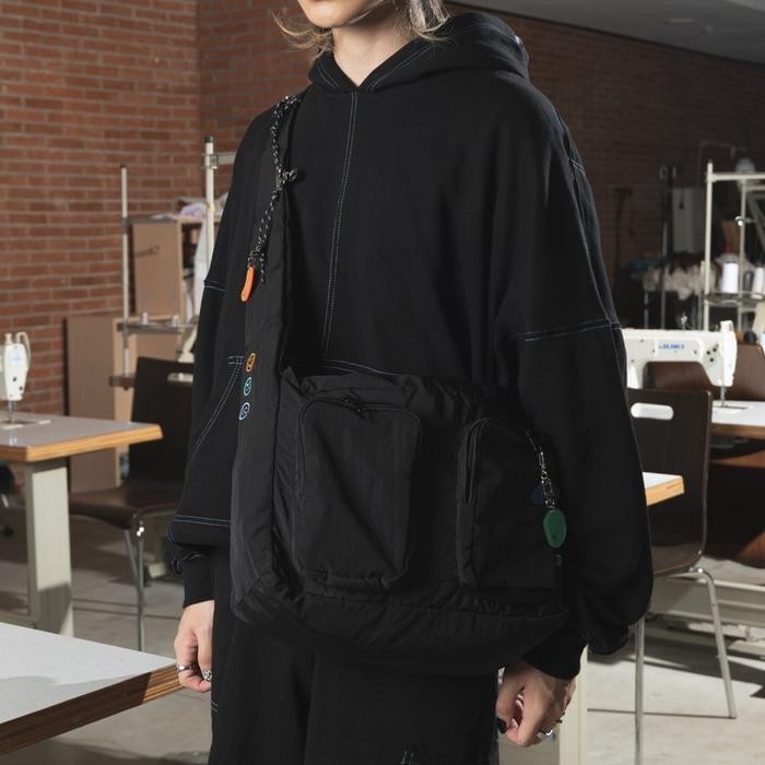 

WR935 FAITH FADE Academia - Nylon Sling Bag (Black) FREE ONGKIR