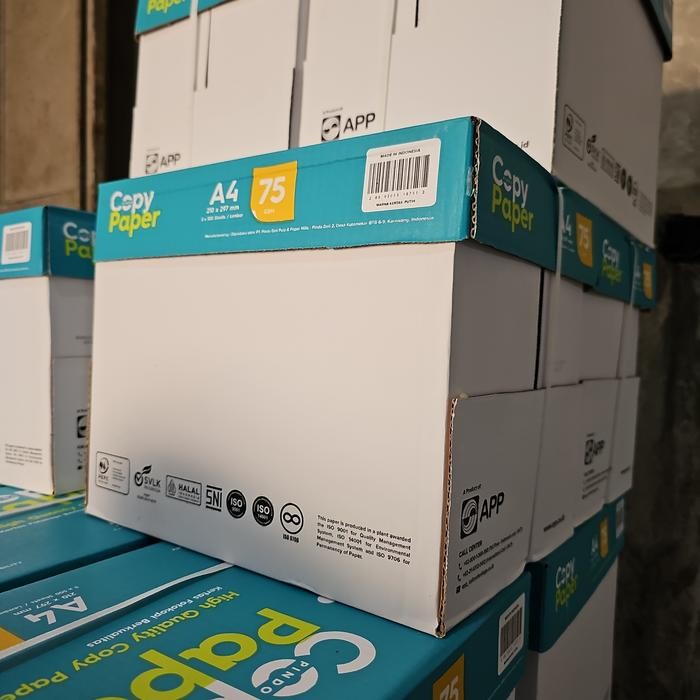 

Copy Paper 75g A4 Satu Dus isi 5 Rim