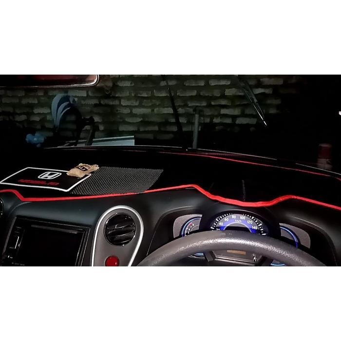 Cover Dashboard Mobil Brio 2011 - Alas Karpet Pelindung Dasbor Honda Satya Rs 2012 2013 2014 2015