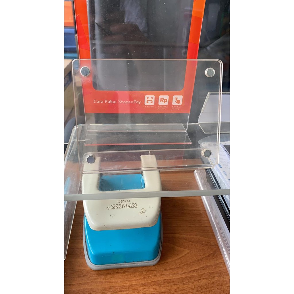 

TUMI Akrilik Tag Harga /Kartu Nama Uk 9Cmx6Cmx4,5Cm