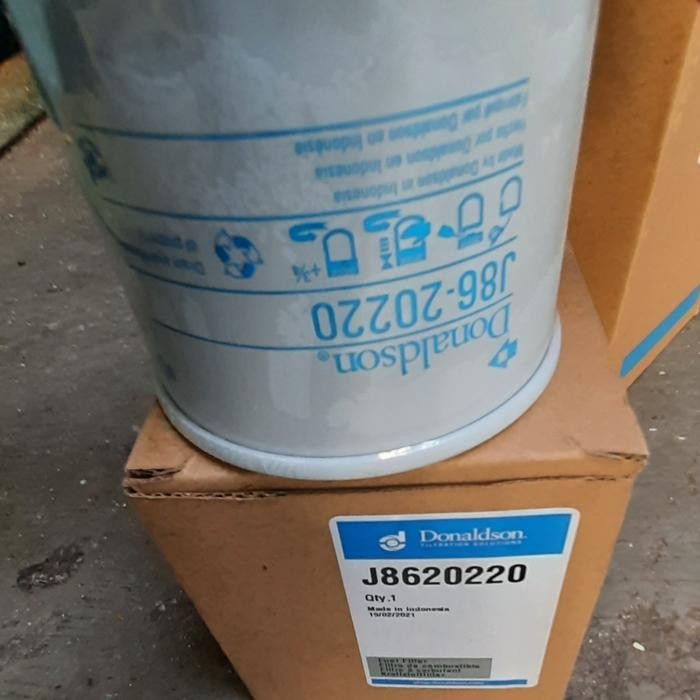 FUELFILTER DONALDSON J8620220 PC200-7