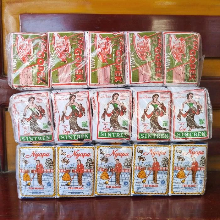 

Paket 3 Slop [Nyapu-Gopek-Sintren] Racikan Es Teh Jumbo Khas Solo Grosir Murah Tea Instan tubruk