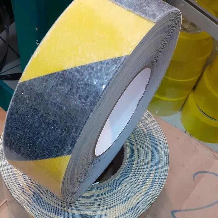 

Safety Walk Kuning/Hitam Cina 2" X 18M