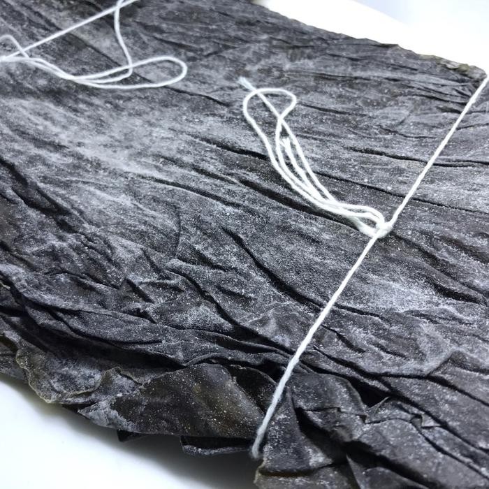 

Dry Seaweed / Konbu / Rumput Laut Kering/ Kelp - Sun-dried - 500gr