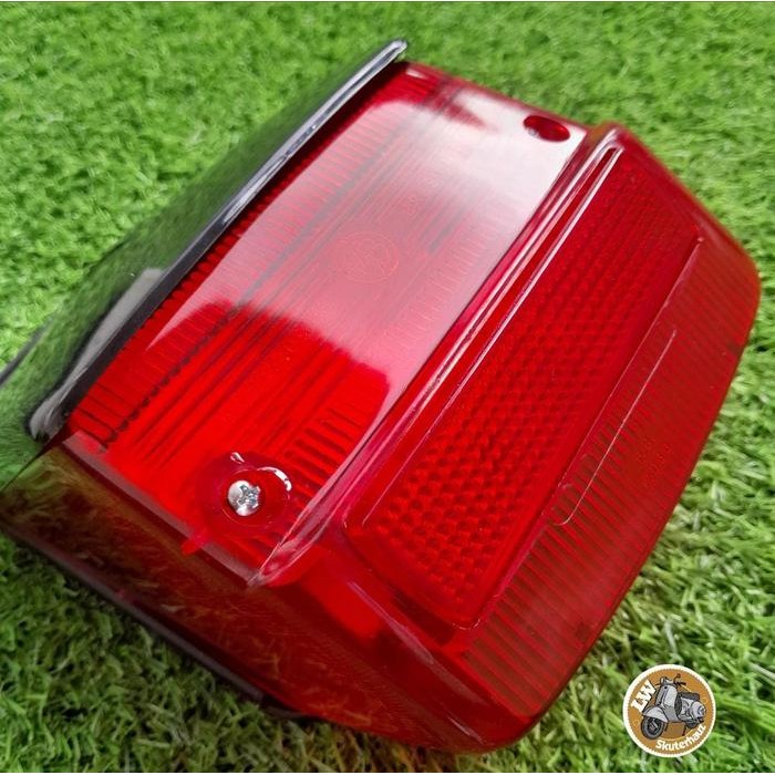 Stoplamp Bosatta kotak Hitam utk Vespa Sprint Super dkk