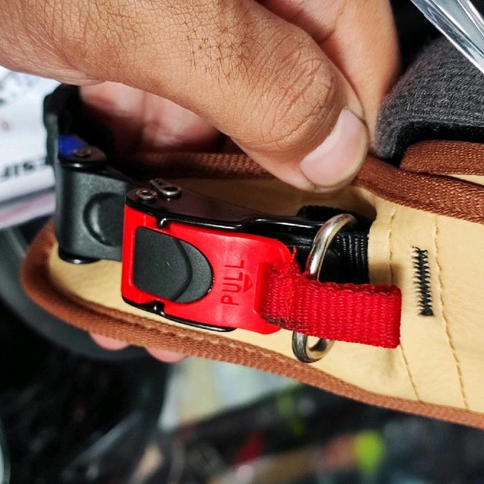 HELM CARGLOSS HIJAB YRH ORIGINAL