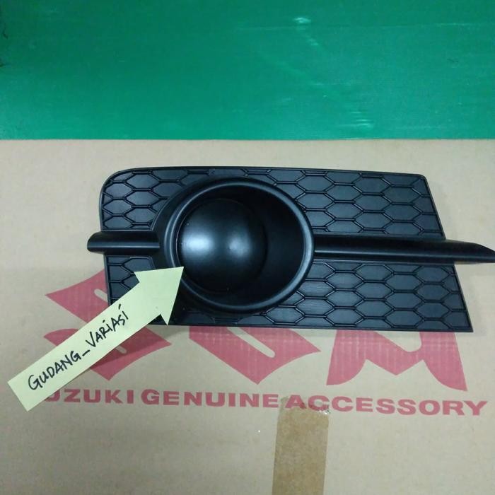 COVER FOG LAMP SUZUKI SWIFT GT2 RH
