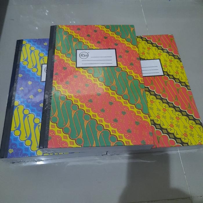 

Buku Folio Ria 500 Lembar / Buku Hard Cover 500 Lembar Ria