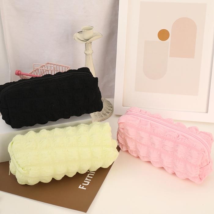 

New BISA COD S6298 Korean Style Pencil Case / Kotak Pensil Polos Puffy / Aesthetic Crinkled Fufu