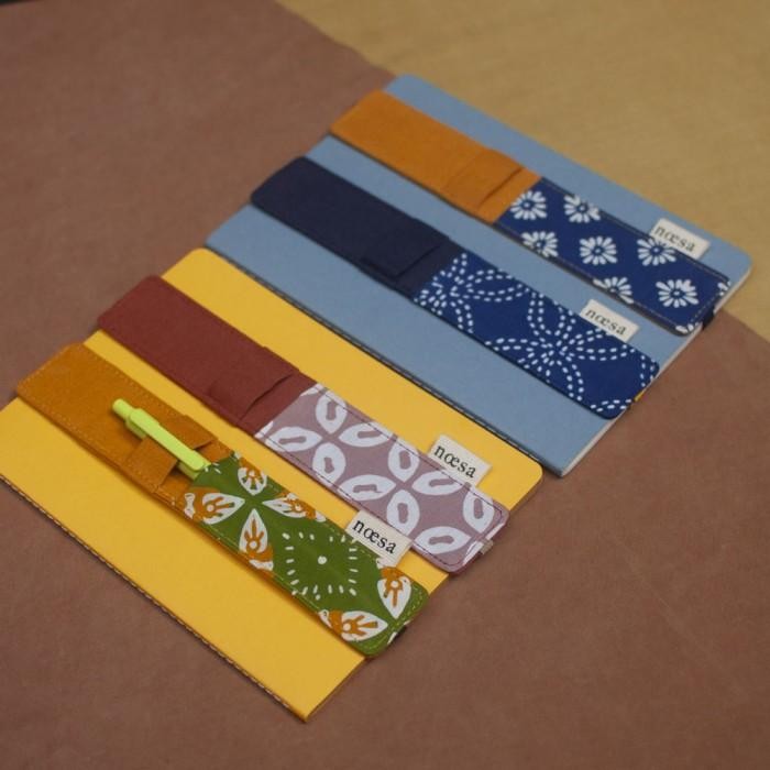

MURAH Cloth Bookmark and Pen Holder - Jeda Batik Hutu Noesa
