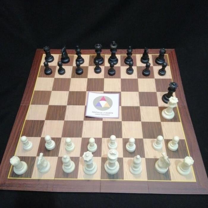Papan Catur Standar Percasi Buah Catur Plastik