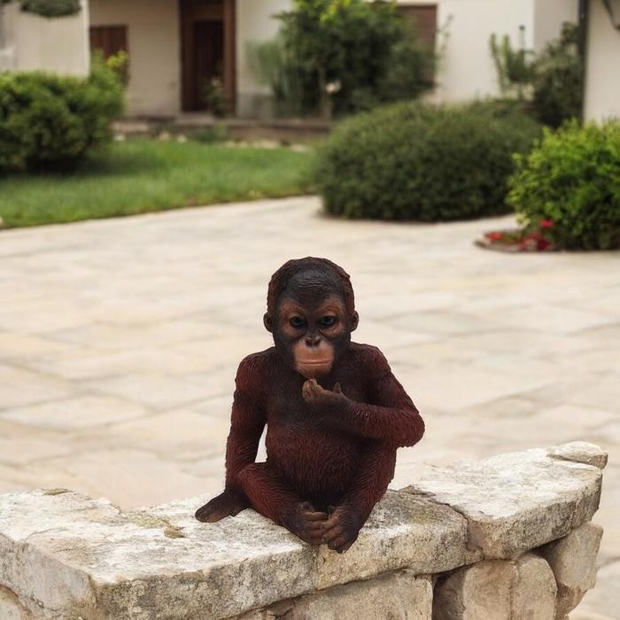 AZKO Kris Garden Patung Taman Sitting Orang Utan Garden Statue Dekorasi Patung Bentuk Hewan Standing