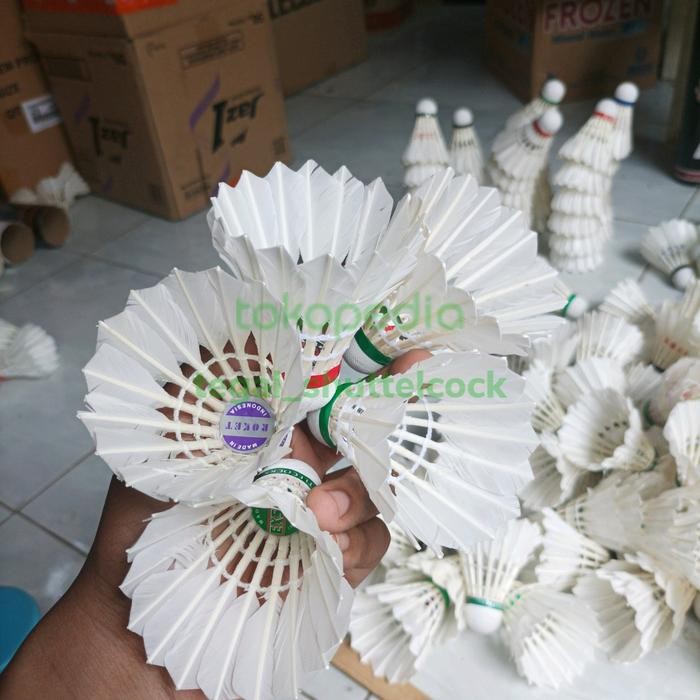 shuttlecock bekas grade A++ (93%-98%) mendekati baru