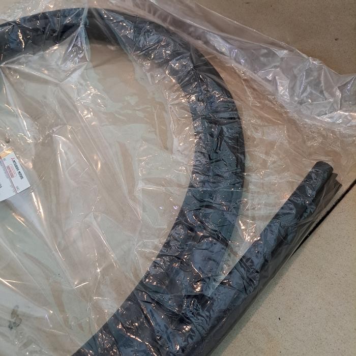 Karet Body Pintu Depan Mitsubishi Xpander Xpander Cross