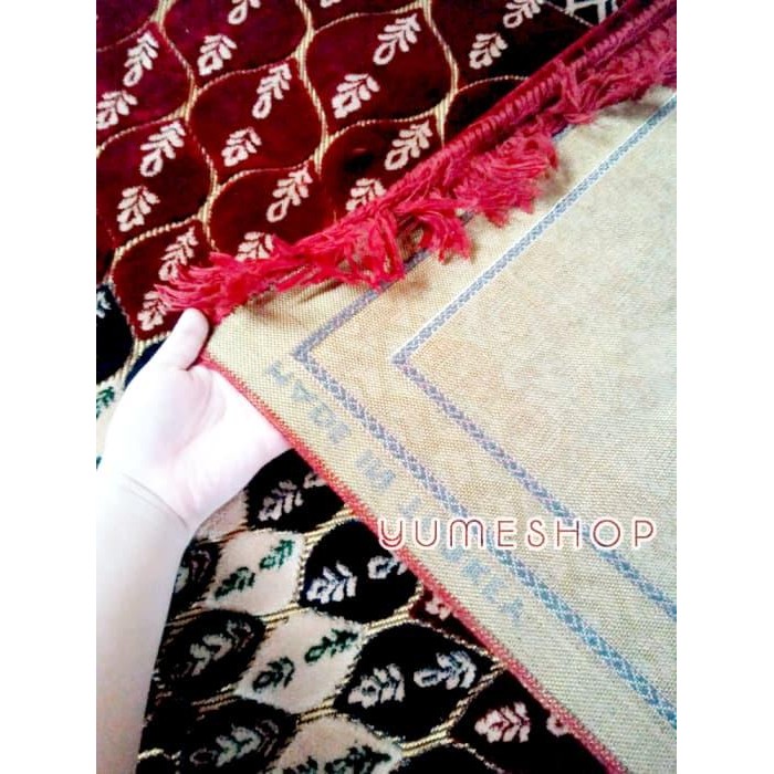 2PECAHBELAH KARPET IMPOR KOHINOOR (TURKI) UKURAN 140X200