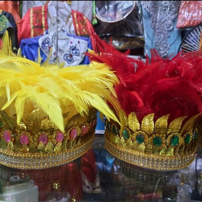 aksesoris kepala bulu Dayak// adat Dayak / Kalimantan