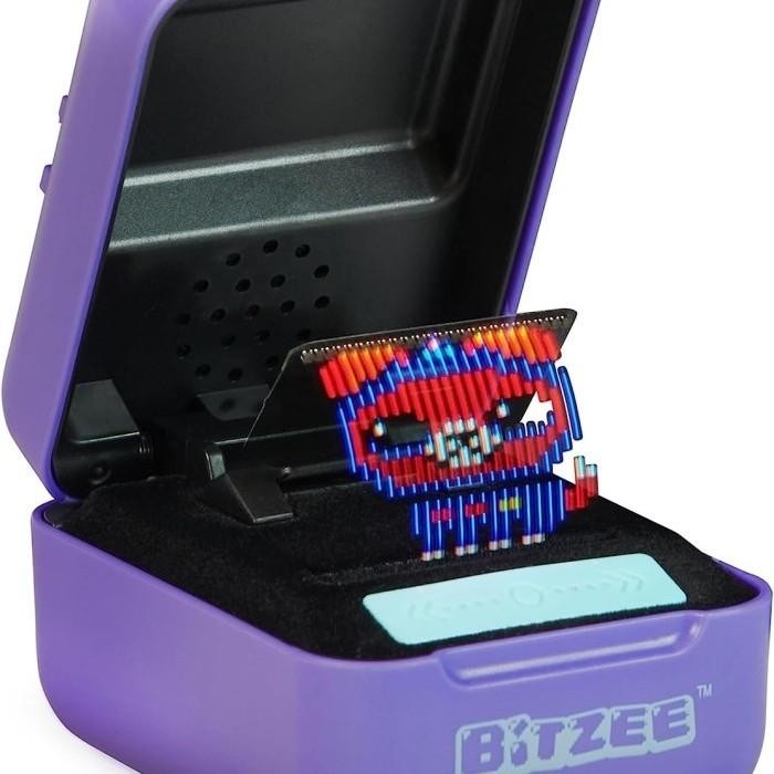 

Bitzee Interactive Toy Digital Pet and Case with 15 Animals Inside