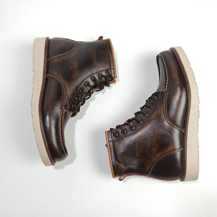 Boots Casual Mr. LA Model Red Wing (RW 01)