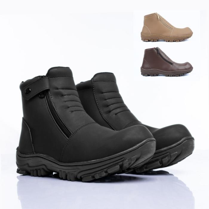 Sepatu Pria Safety Boots Slip On Ujung Besi Zepper Tanpa Tali Outdoor Shoes Kerja