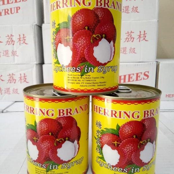 

Herring Brand Buah Lychee Leci in Syrup Sirup Kaleng Dus Karton