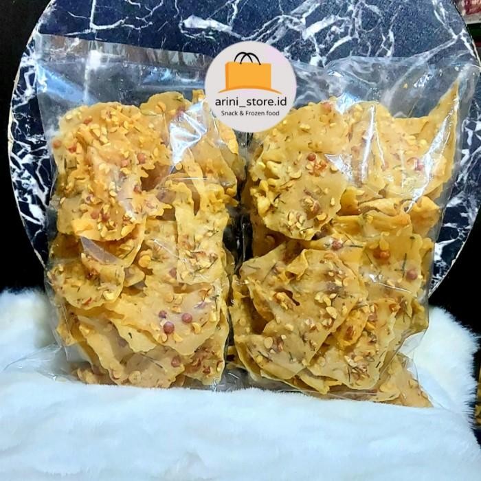 

TERMURAH SALE TERLARIS (PRODUSEN) PEYEK KACANG DAUN JERUK 250GR HOMEMADE FRESH READYY READY STOCK