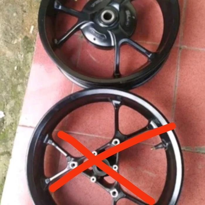 velg original yamaha aerox pnp lexi belakang