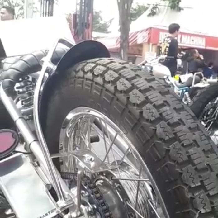 Ban Motor Custom S212 Wiro Aliran Klasik Japstyle Scrambler dll