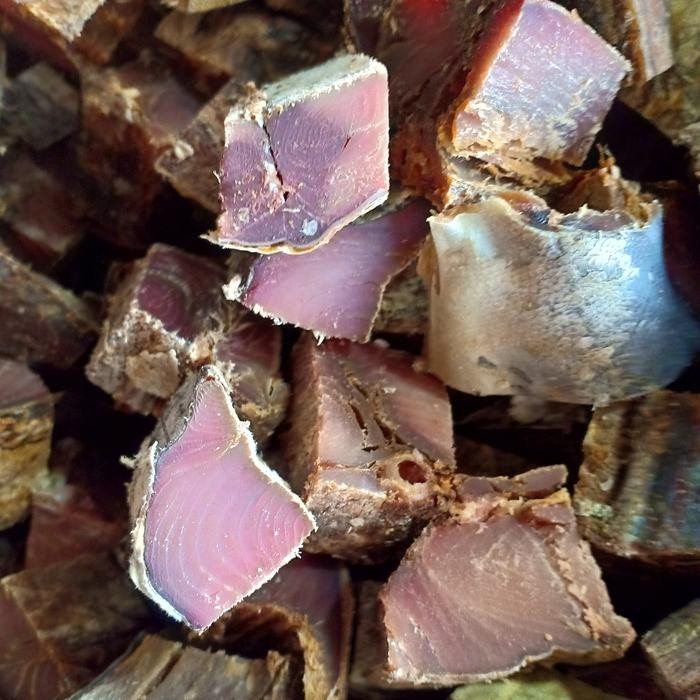 

Ikan Asin Tongkol Abu Abu Potong Per 500Gr