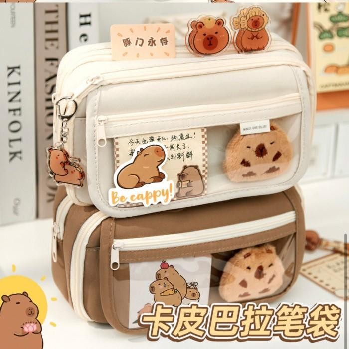 

Terlaris Kotak Pensil Boneka Bulu Lucu Capybara Set + Plushie Edition Gwiyeo Pencil Case Stationery