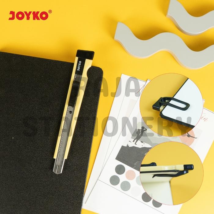 

Joyko Cutter Kecil Pisau Potong Pemotong Kertas Silet A-300A Lusin Box [12Pcs]
