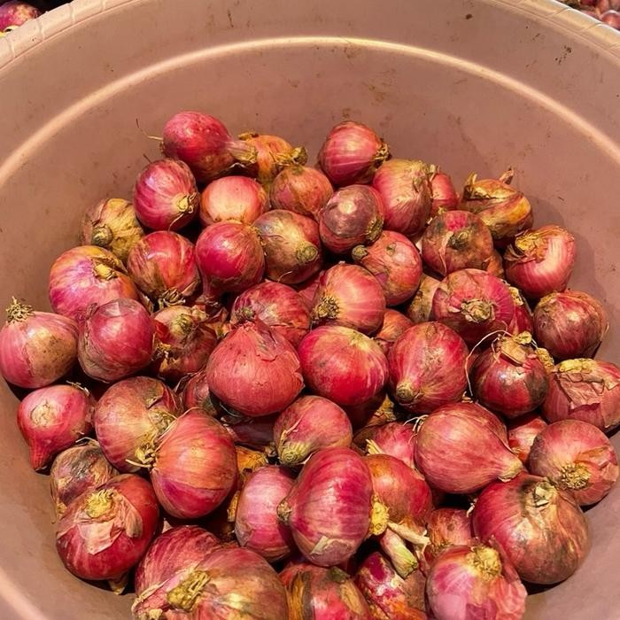 

PREMIUM BAWANG MERAH FRESH KERING 1kg Segar