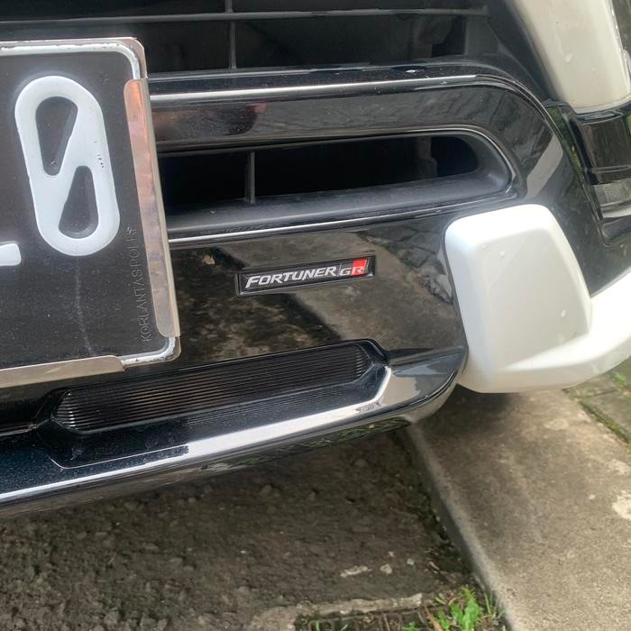 EMBLEM FORTUNER GR UNTUK LIPS SPOILER TOYOTA FORTUNER TYPE GR