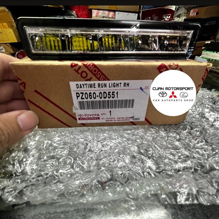 lampu drl 5 titik day light led kanan / kiri toyota yaris 2015 trd ori