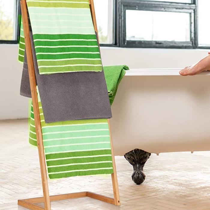 Rak Handuk Tangga Kayu Modern Minimalis / Stand Hanger Aeshtetic