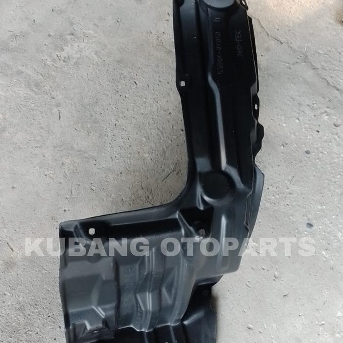 LINER FENDER innova 2005 - 2008 Spatbor innova 2005 - 2008