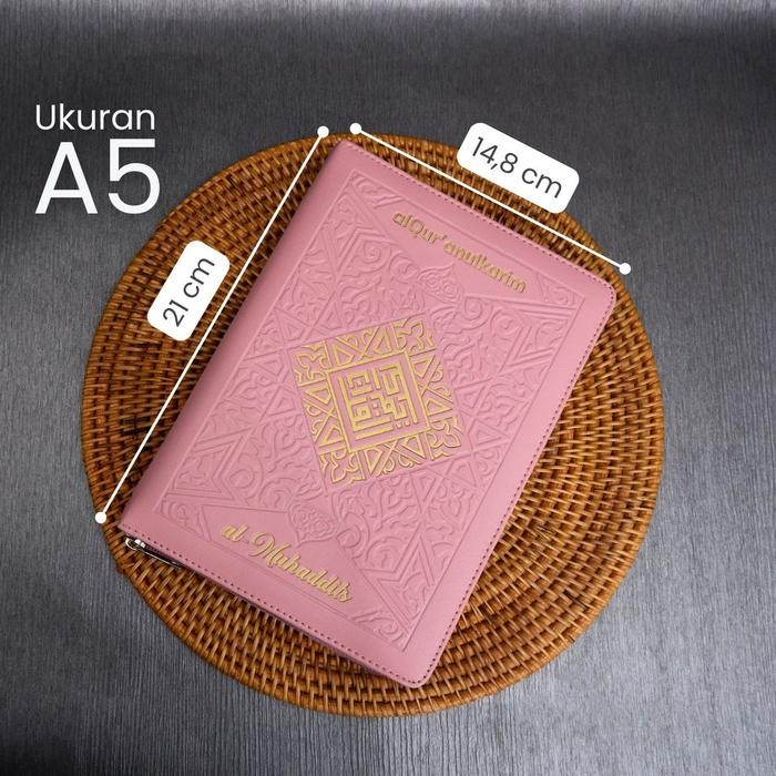 

Al-Qur'an Terjemahan A5 Resleting Al Muhaddits - Alquran Tajwid Warna Mushaf Quran Terjemah 30 Juz