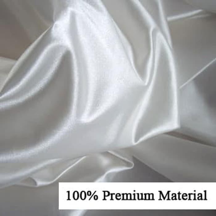 Cover Mobil / Sarung Mobil XL7 XL 7 merk FUSION R / Cover Mobil Putih