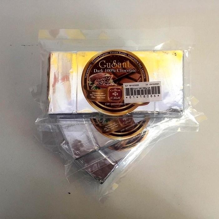 

FREShBgt- CHOCOLATE DARK 100% Blok netto : 250 gr (kampung coklat Blitar)