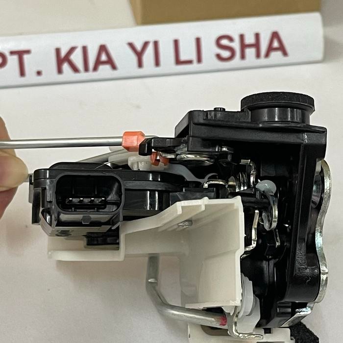 Latch Assy Rear Door Rh - Kia All New Picanto - Kia Genuine Parts
