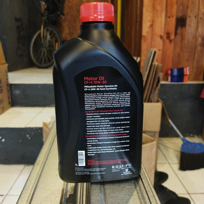 Oli Mitsubishi 10W-30