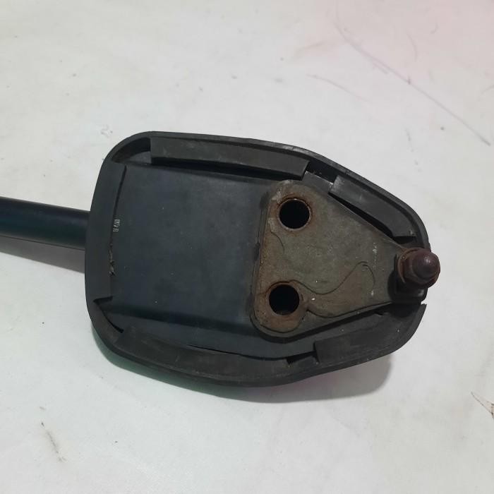 Kaca spion TENGAH bagasi belakang mobil Honda Stream