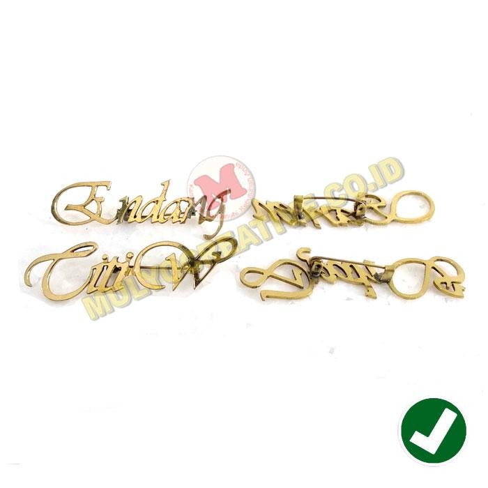 

Plat Name Tag Bahan Logam Kuningan Custom Bentuk Sesuai Nama PREMIUM