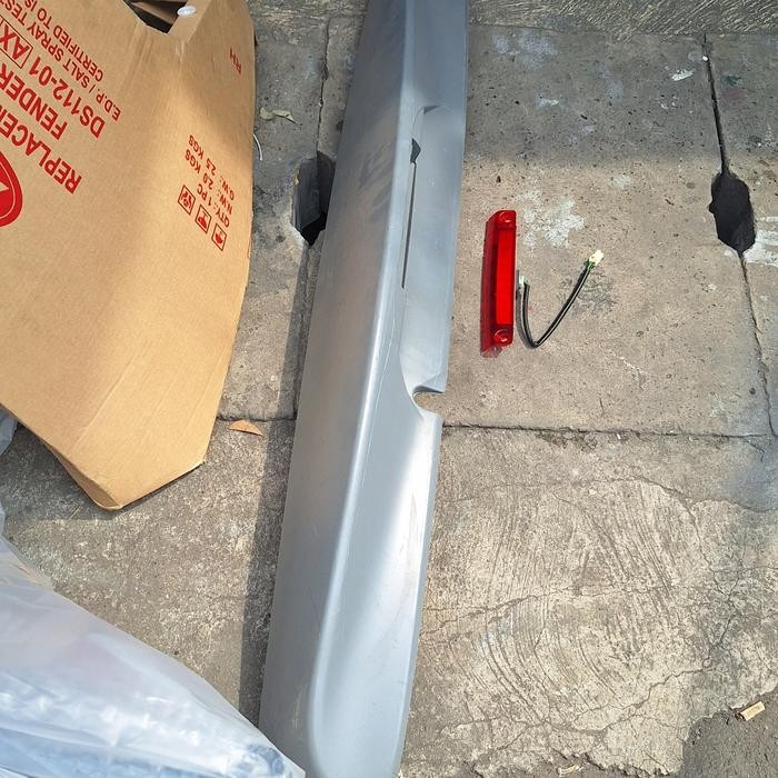 Unik Spoiler Bagasi Luxio New Original