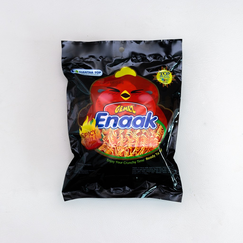 

Gemez Enaak Snack Mie Spicy Family Pack 3 x 26 gram