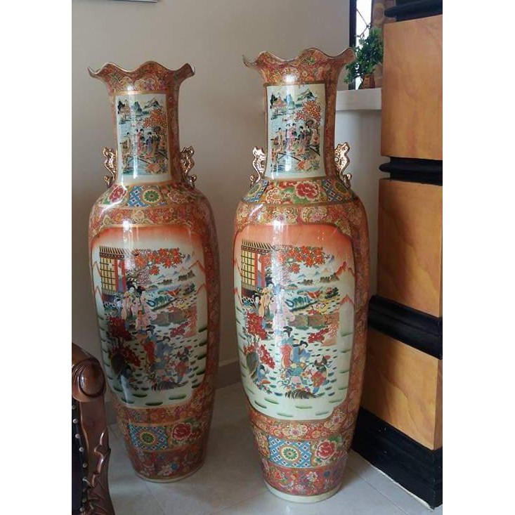 Guci Keramik China Antik tinggi 130 cm motif dewi dan merak