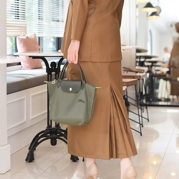 Yahwo Hijab Fashion-Setelan Rok Span Pns Pdh Pemda/Seragam Dinas Kheki Pns Asn Wanita Terbaru Bahan