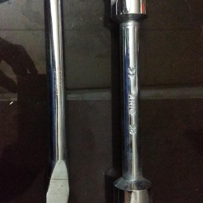 KUNCI RODA TRUCK / TRUK MITSUBISHI COLT DIESEL ENGKEL 26 MM